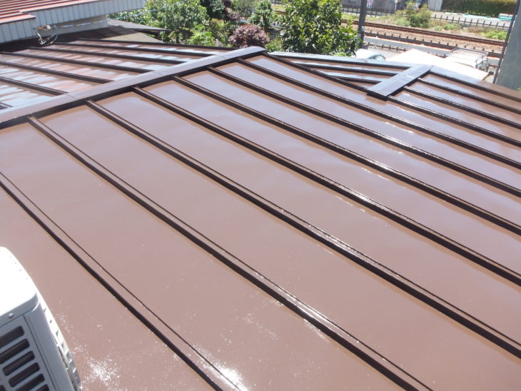   青梅市　トタン屋根塗装　自社施工